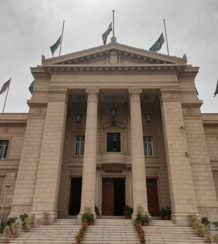 جامعة القاهرة تعلن الحداد 3 أيام على وفاة الشيخ خليفة بن زايد