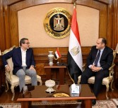 وزير التجارة والصناعة يبحث مع رئيس شركة ديور الفرنسية خطط الشركة للتواجد بالسوق المصري خلال المرحلة المقبلة