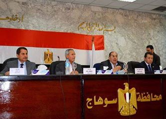 محافظ سوهاج : المستهدف توريده هذا العام أكثر من 140 ألف طن قمح من المزروعة بالمحافظة