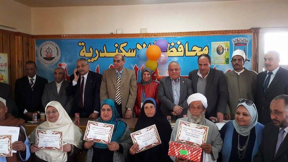 ”الاعلام الريفى ”يحتفل بعيد الاسرة وتكريم القادة الريفيين بمديرية الزراعة بالاسكندرية