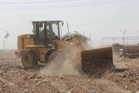 رفع 765 طن مخلفات وقمامة بالعديد من شوارع مدينة بني سويف 