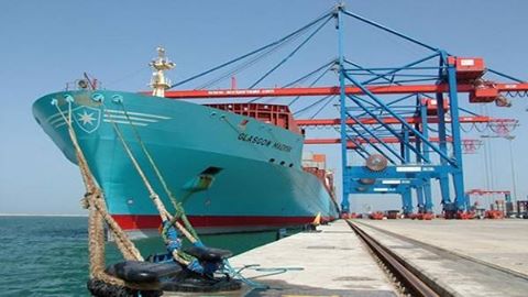 وصول 5 الاف طن بوتاجاز لميناء السويس