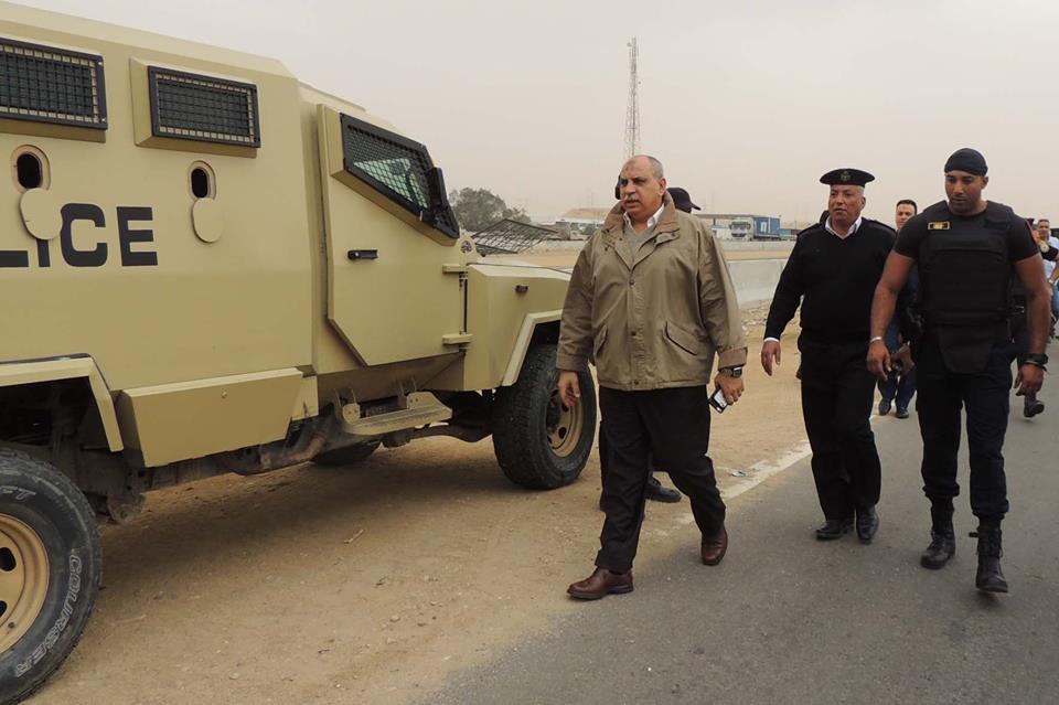 بالصور .. مدير ان السويس يقود حملة امنية مكبرة بوادى حجول