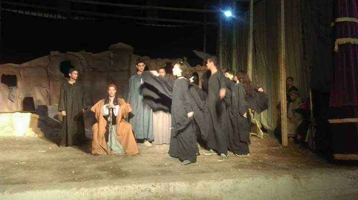 بالصور جبل تقوق و9 فتيات يمثلن لأول مرة بساحل سليم وأمل جديد للمسرح بالصعيد 