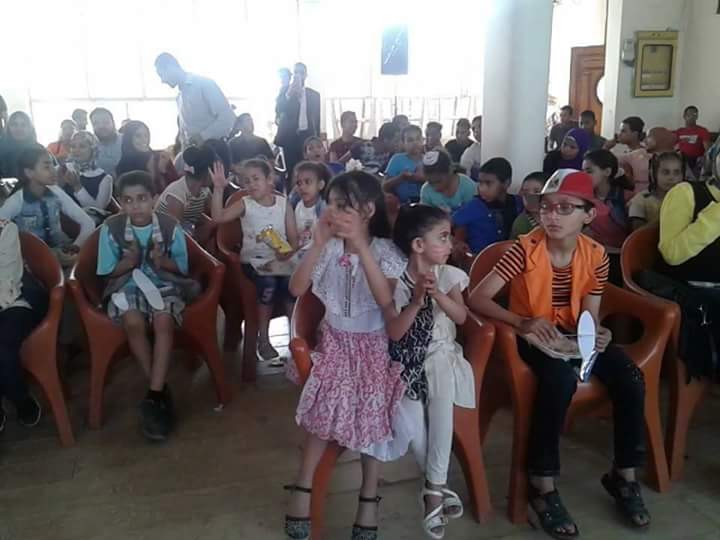 فرقة الموسيقى والكورال لقصر احمد بهاء للطفل تتألق فى حفل اليتيم 