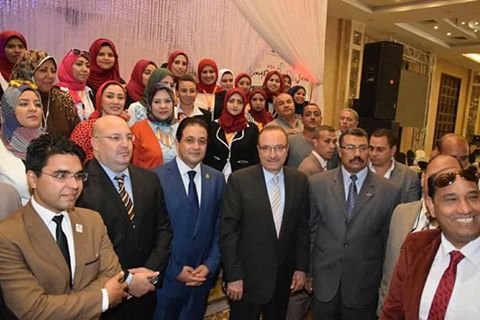 محافظ بني سويف يكرم أسر شهداء القوات المسلحة والشرطة