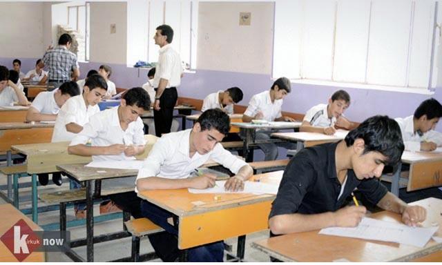 شاومينج يسرب امتحان اللغه العربيه للصف الثانى الثانوى غدا
