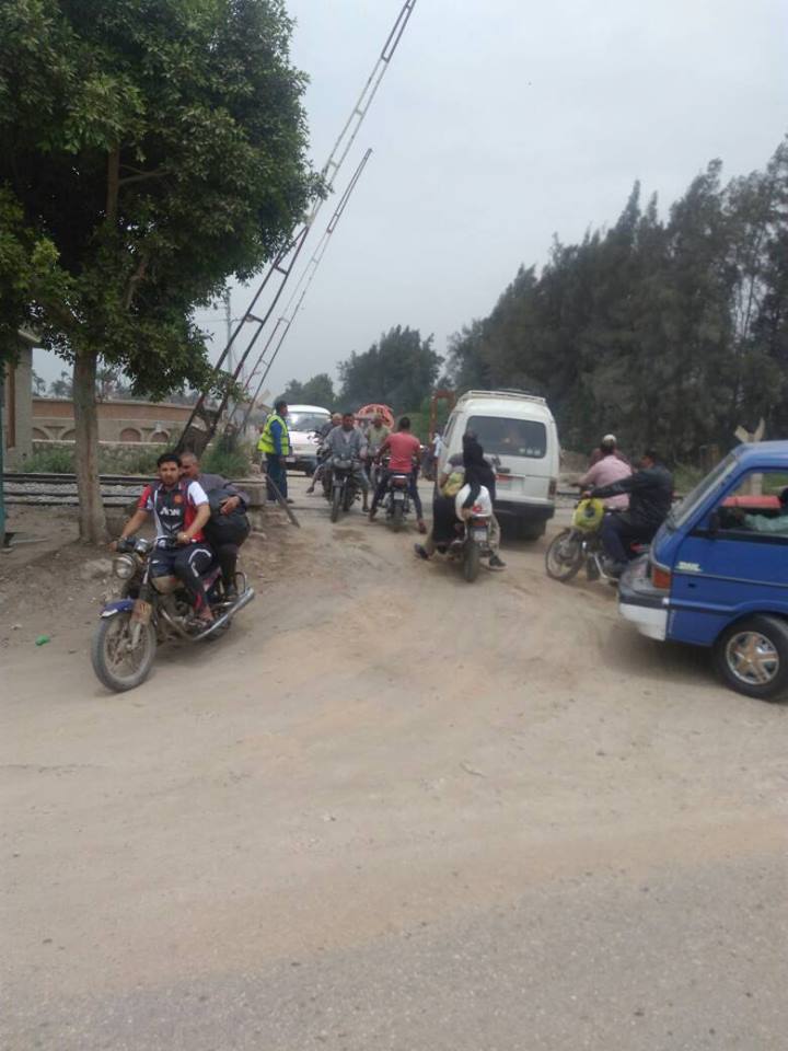 معاناه اهالى عزبه عبد المجيد بالقليوبيه