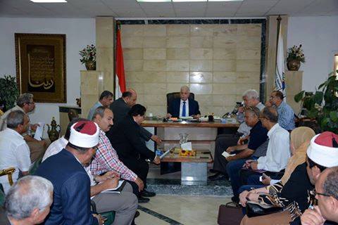 محافظ جنوب سيناء يشيد بالجهاز التنفيذي لاستعراض المشروعات القادمة