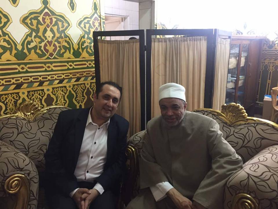 وزير الاوقاف يوافق لصحفى ” قبطي  ” على ترميم مسجد قريته دعما للوحدة الوطنية