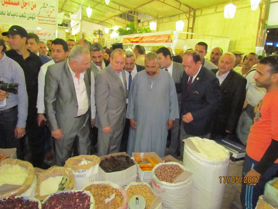محافظ دمياط يفتتح معرض أهلا رمضان للمنتجات الغذائيه