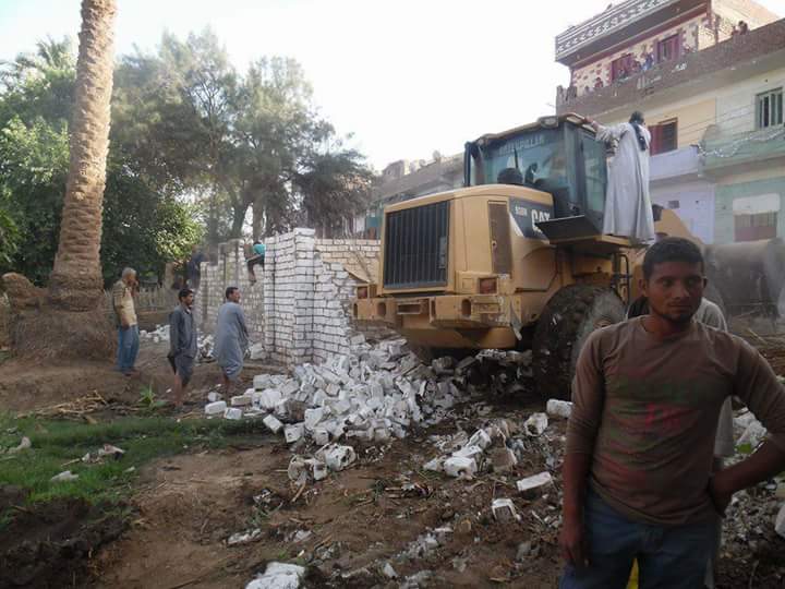 محمود ابوبيه وازاله التعديات على املاك الدوله بطهطا