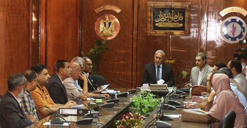 محافظ السويس يشدد على إستكمال مشروعات الإسكان بالمحافظة