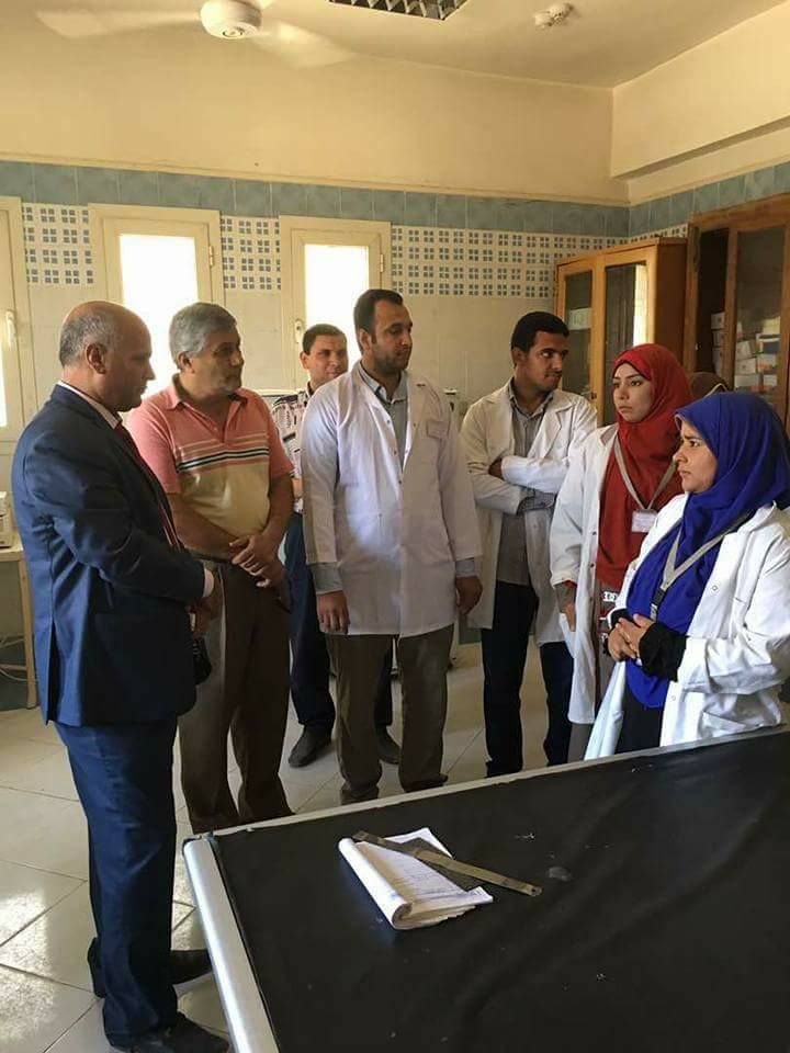 بالصور السعيطي يتفقد سير العمل ووحدة الغسيل الكلوي بمستشفى اهناسيا ببني سويف..
