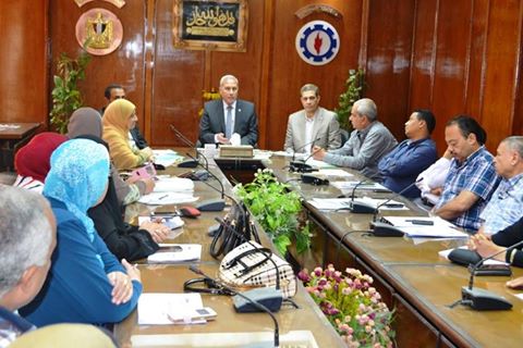 المجلس الأقليمي بالسويس يناقش موضوعات مهمةعن السكان بحضور المحافظ