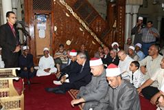 قنا تحي الإحتفال بليلة القدر.