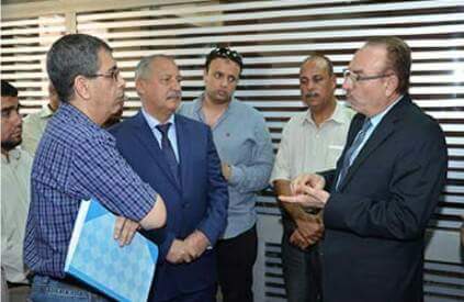 محافظ بني سويف يتابع سير العمل  بغرفة عمليات شركة مياه الشرب والصرف الصحي