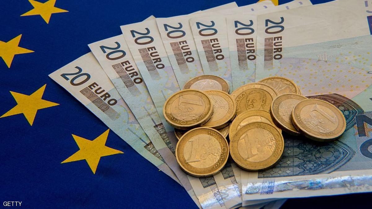 اليورو يصعد إلى أعلى مستوى له في عام
