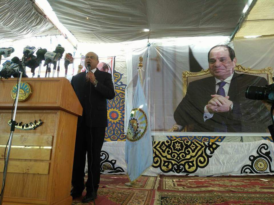 احتفالات مطروح بثورة 30 يونيو.. توزيع كتيب بانجازات ”السيسي” في كافة المجالات والدفع بمصر نحو التقدم والازدهار