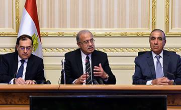 رئيس مجلس الوزراء يستعرض جهود الحكومة في تنفيذ برنامج الاصلاح الاقتصادي والاجتماعي