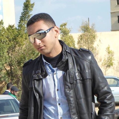 وفاة الطالب كريم عزت اثر حادث بالطريق الصحراوى