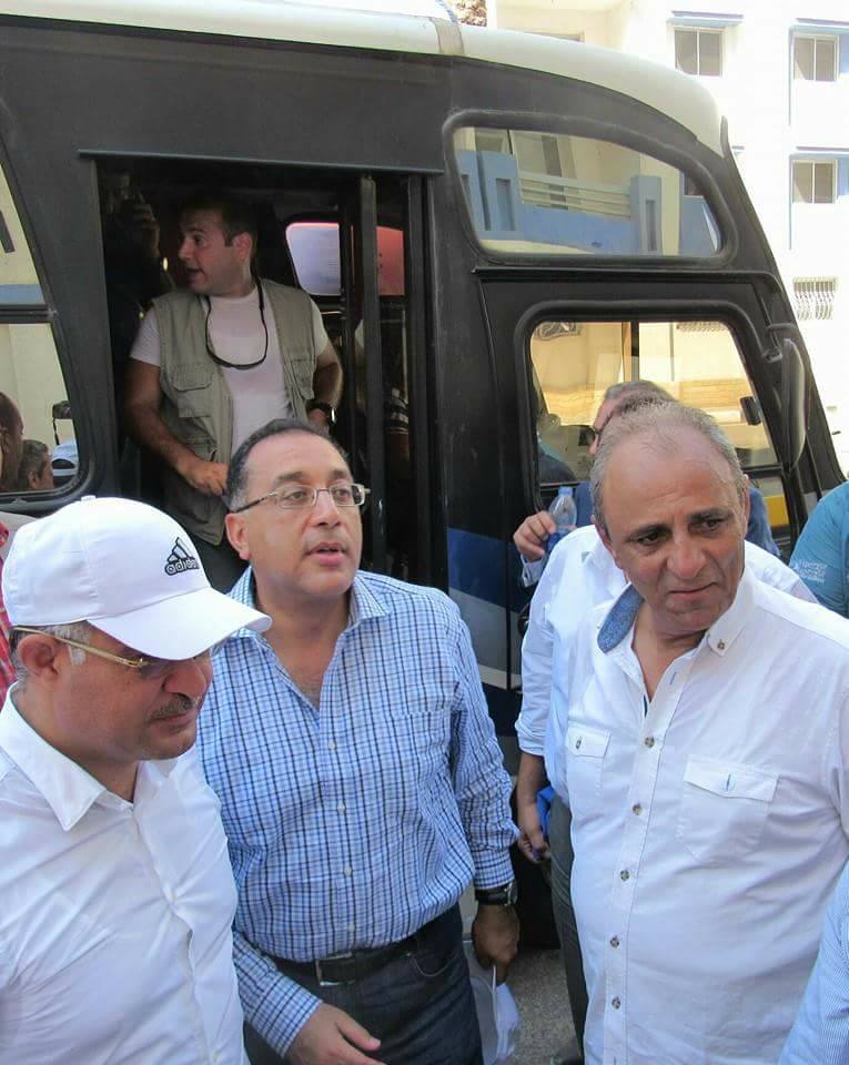 مدبولى و الغضبان والسقا: يتفقدا محور 30 يونيو.