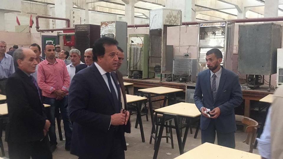 عبدالغفار يتفقد مصانع العربي ويشيد بالتعاون البناء بين المجمع الصناعي في قويسنا والمجموعة.