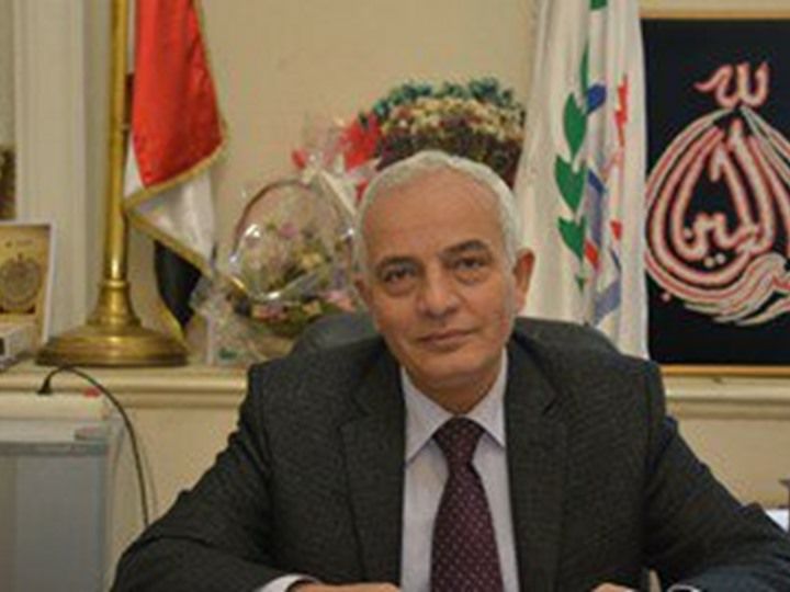 حجازى يلتقى بعدد من أولياء الأمور والطلاب المتظلمين من نتائجهم فى الثانوية العامة