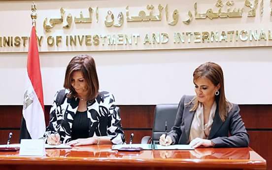 وزيرتا الاستثمار والهجرة يوقعان بروتوكول لتفعيل آلية الشباك الواحد للمصريين فى الخارج