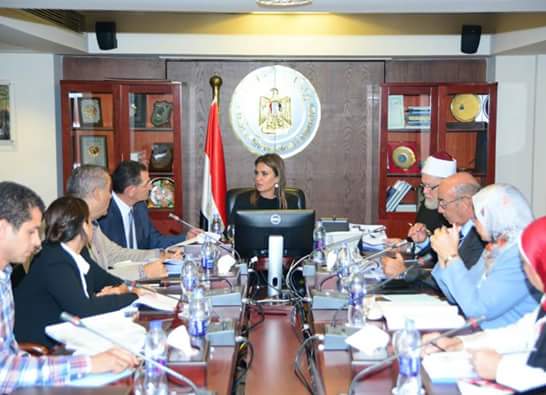 صندوق تحيا مصر يعقد اجتماعا بحضور وزيرة الاستثمار