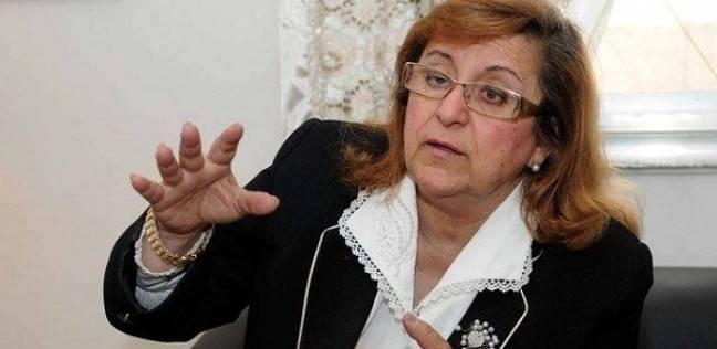 برلمانية تطالب الحكومة بترشيد استهلاكها أولا