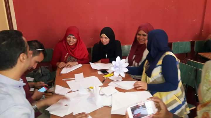 بالصور .. ”البيئة” تعقد لقاء فني للقائمين على الأنشطة البيئية بحلوان
