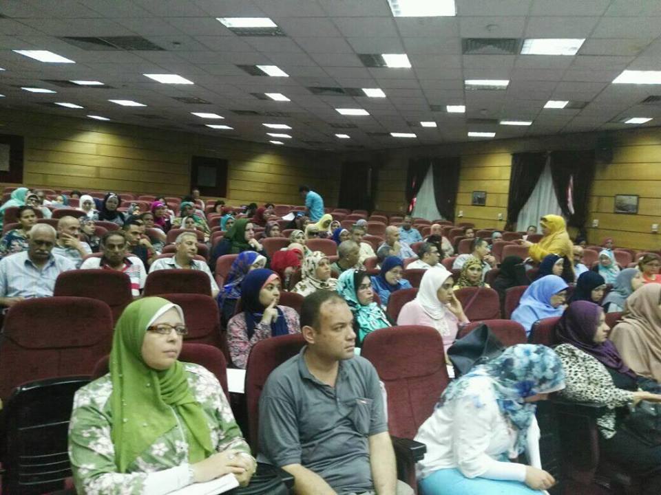 التعليم تعقد ورشة عمل لتدريب مديرى عموم مواد الأنشطة ومعلمى المدارس اليابانية