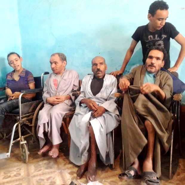 تكليف التضامن الاجتماعي والصحة والتموين ببحث حالة اسرة المنشاة 
