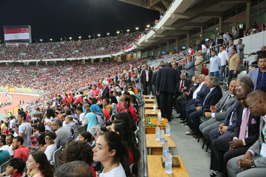 وزير الرياضة يهنئ منتخب مصر بالفوز علي أوغندا في تصفيات كأس العالم