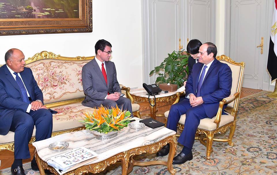 السيسى يستقبل وزير الخارجية اليابانى