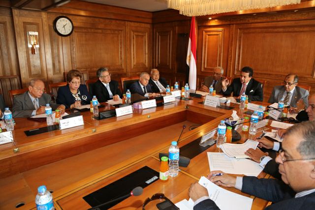 وزير التعليم العالى يؤكد على التطوير المستمر للبرامج التعليمية لمواكبة أحدث النظم العالمية