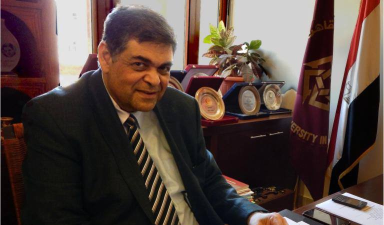 الدكتور أشرف حاتم مستشارا للجامعة الأمريكية بالقاهرة