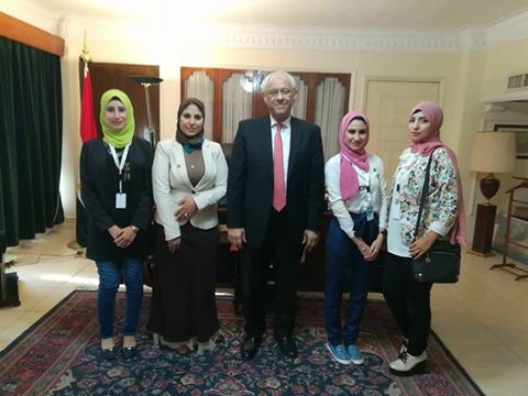 سفير مصر بدولة الكويت يستقبل وفد وزارة الشباب المشارك في ملتقي الإعلام الشبابي