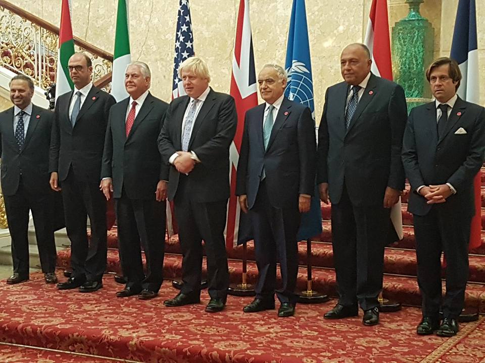 وزير الخارجية يشارك في الاجتماع السداسي بشأن ليبيا في لندن