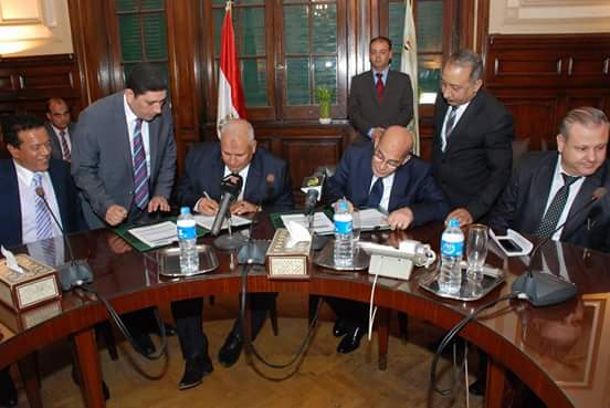 ”البنا” و ”الزملوط” يوقعان بروتوكول تعاون مشترك في مجالات التنمية الزراعية بالمحافظة