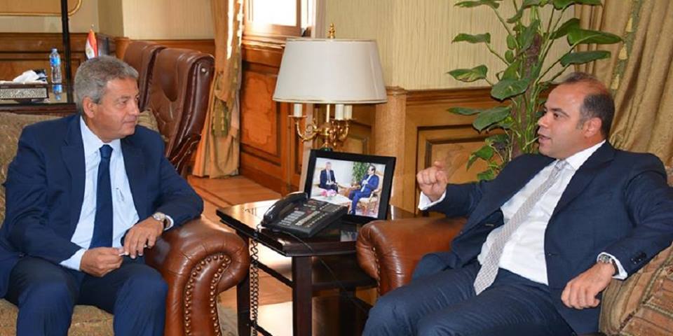 وزير الشباب والرياضة يستقبل رئيس البورصة المصرية