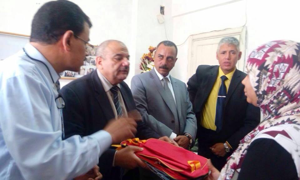 التضامن الإجتماعي : توزيع 3260 شنطة ومستلزمات مدرسية لأبناء أسر مستحقة بالقاهرة