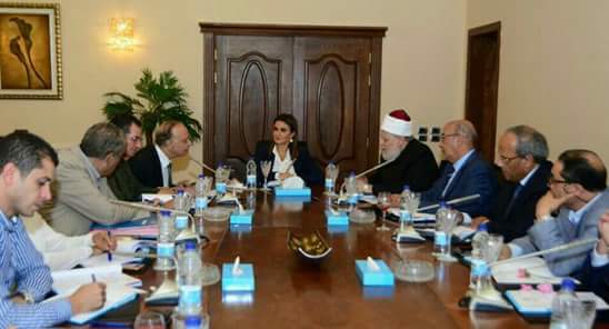 سحر نصر:- تطوير العشوائيات وحضانات الأطفال وعلاج فيروس سى