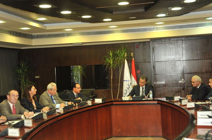 وزير النقل يلتقي وفد خبراء برنامج دعم سياسات قطاع النقل البري التابع للإتحاد الأوربى