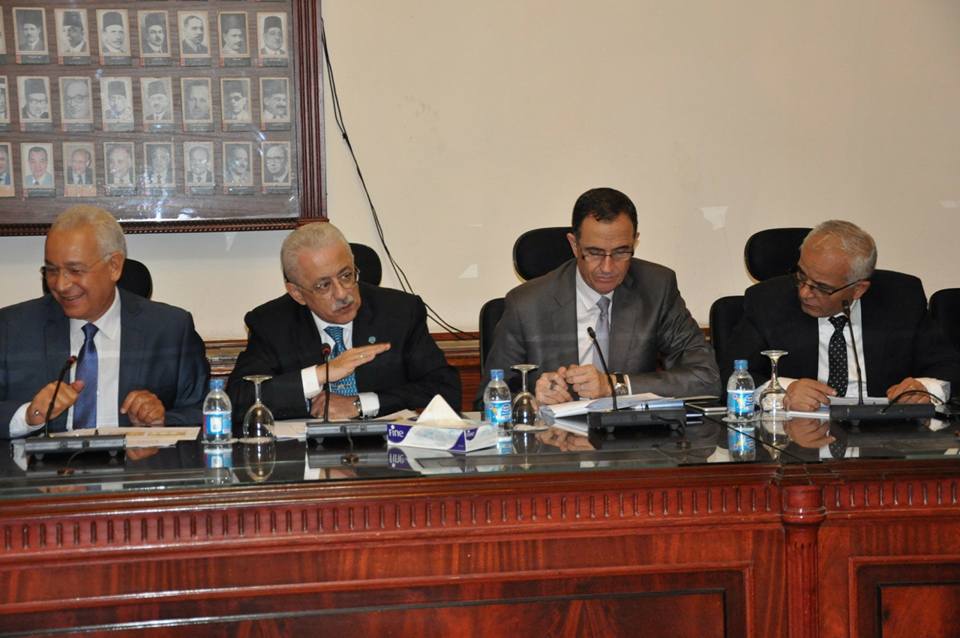 ”شوقى” يعقد اجتماعًا مع سفير اليابان بالقاهرة وأعضاء هيئة التعاون الدولية اليابانية ”جايكا”