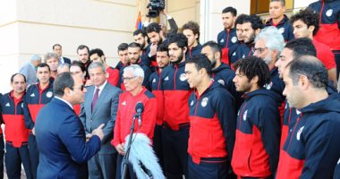 الرئيس يستقبل منتخب مصر فى الإتحادية