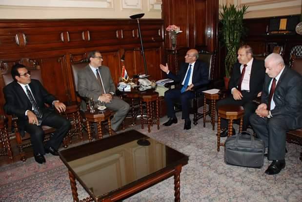 ”البنا” يبحث مع وزير القوى العاملة خطة النهوض بمحصول القطن المصري