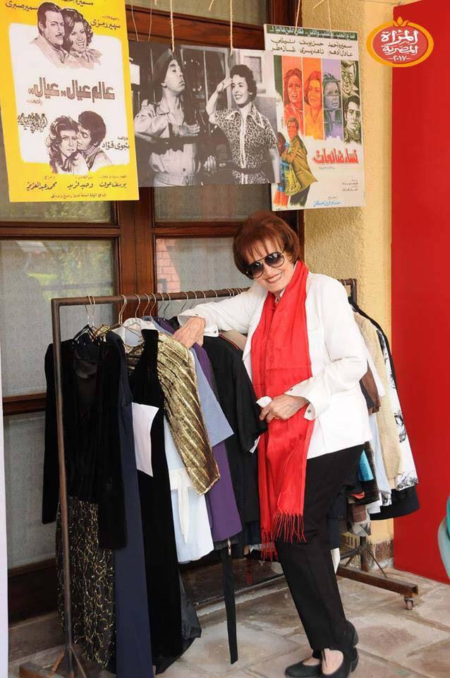 بالصور :الفنانة سميرة أحمد تقيم اليوم معرض في حب مصر