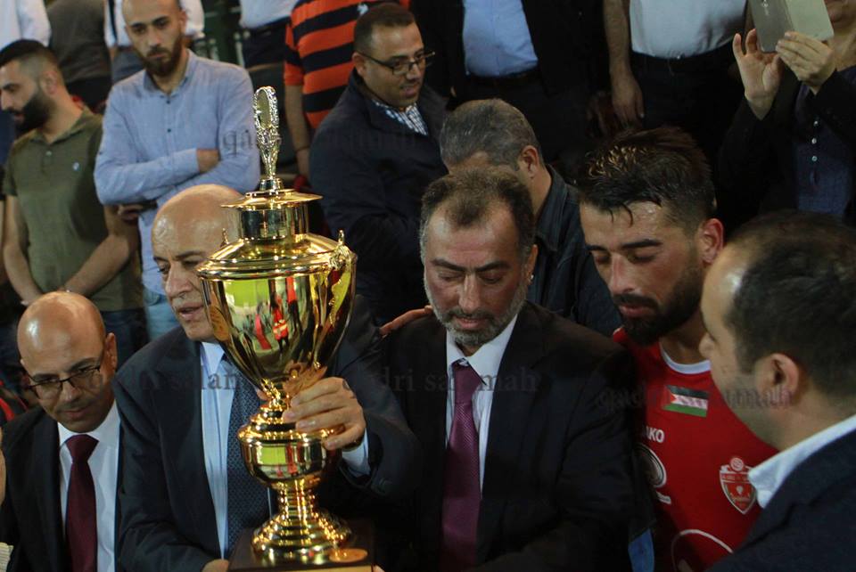 تتويج نادي هلال القدس بطل السوبر الفلسطيني